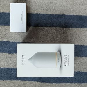Vitruvi diffuser + refresh essential oils collection kit
